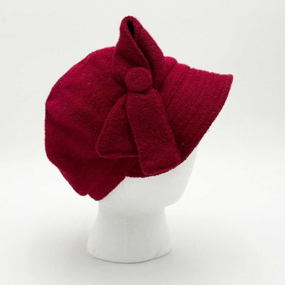Giovannio Vintage Deep Apple Red Bouclé Polyester Lined Wool Asymmetrical Cloche